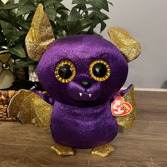 TY Beanie Boo 'Count' the Purple Bat (6 inch) *Rare* - Picture 1 of 4